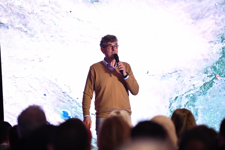 Bo�az�da �Mutluluk� Temal� ��k TabVitamins Lansman�